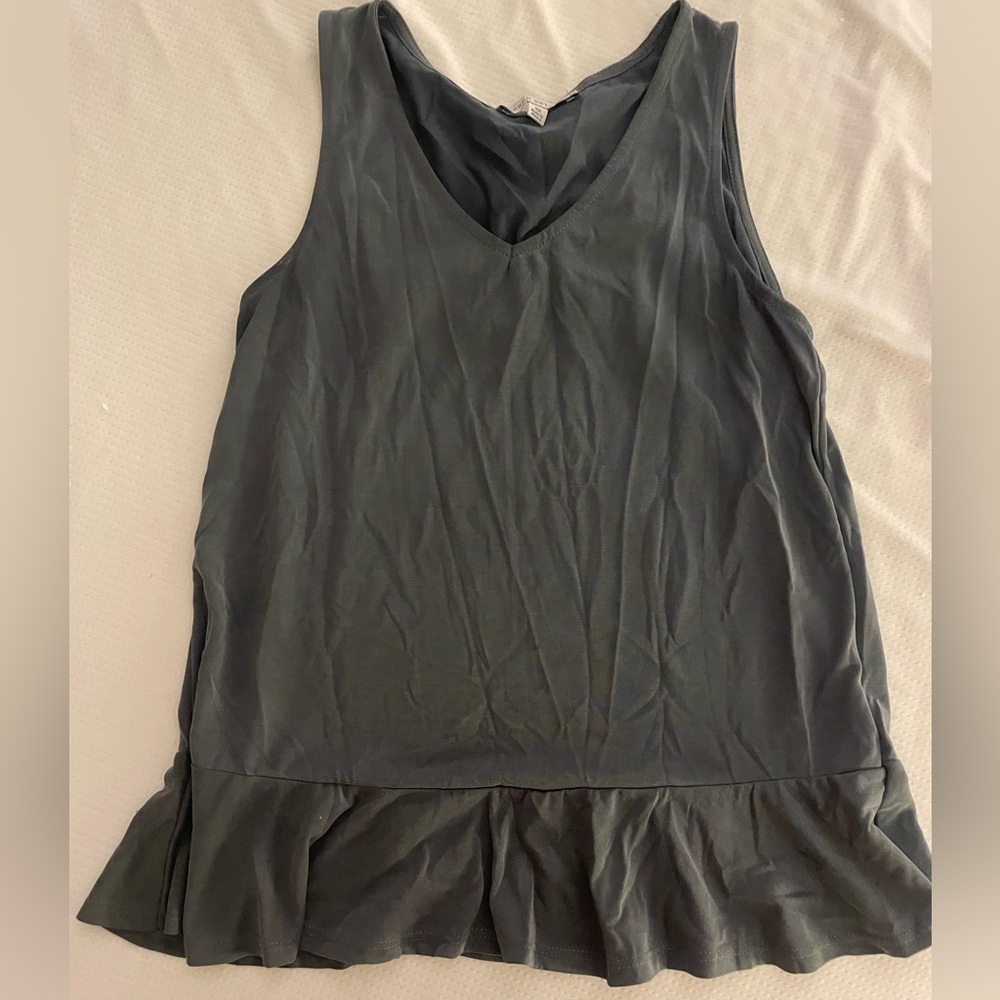 Gray Sleeveless Top